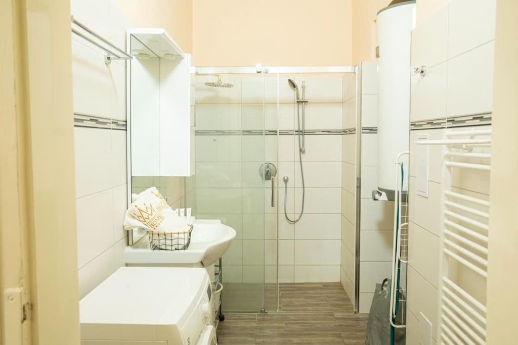 Cozy Flat By Wenceslas Square! Prague Luaran gambar
